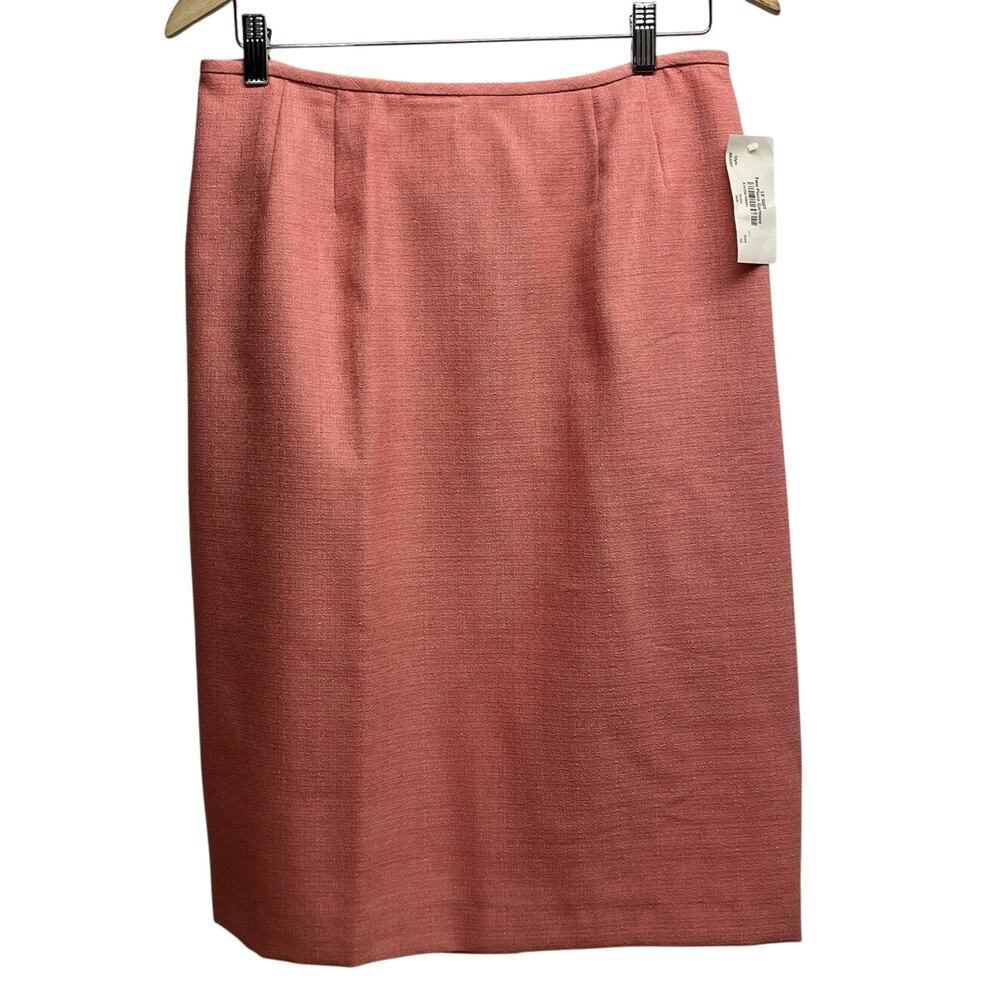 Le Suit Classic Coral Skirt Size 12 Knee Length Straight Pencil Career Separate